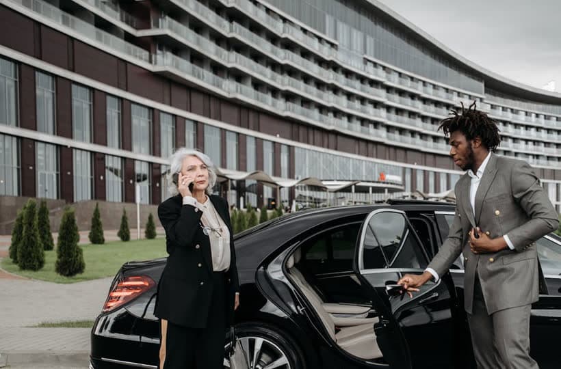 Genius Limo private chauffeur transportation