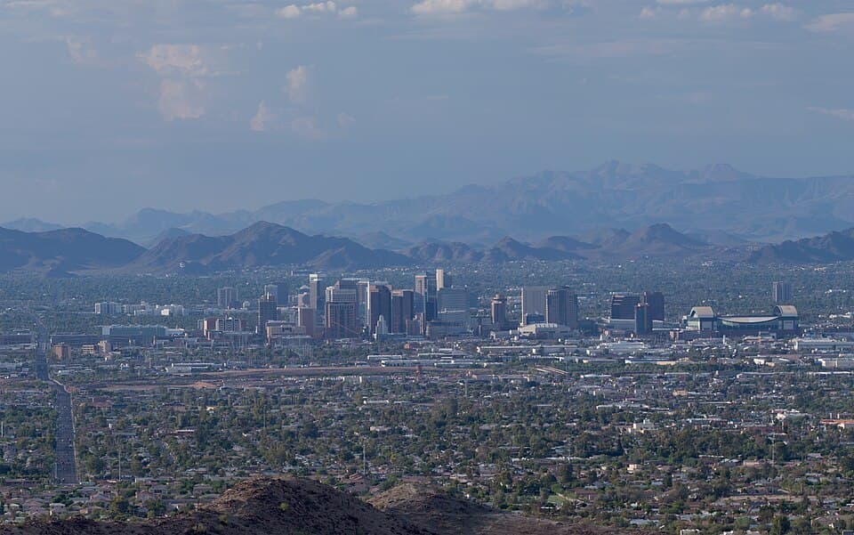 Genius Limo black car service in Phoenix & Scottsdale, Arizona
