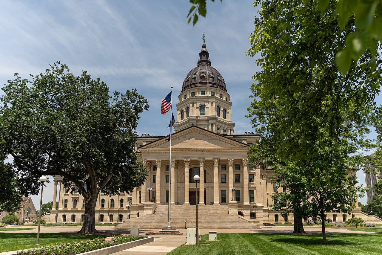 Kansas State Capitol, Kansas — destination view