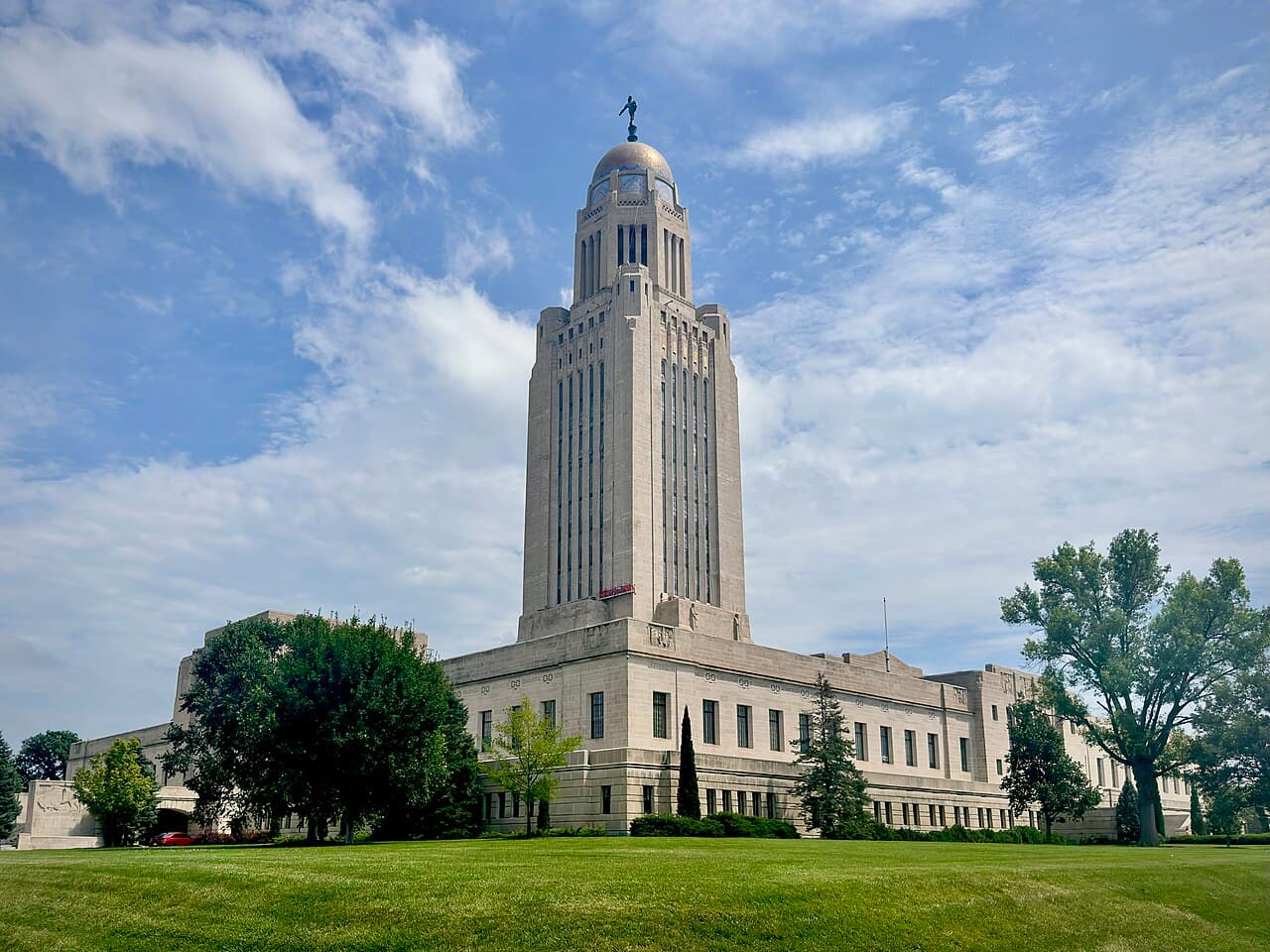 Nebraska State Capitol, Nebraska — destination view