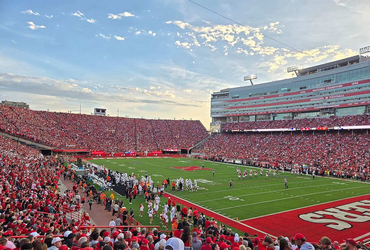Lincoln & Memorial Stadium, Nebraska — destination view