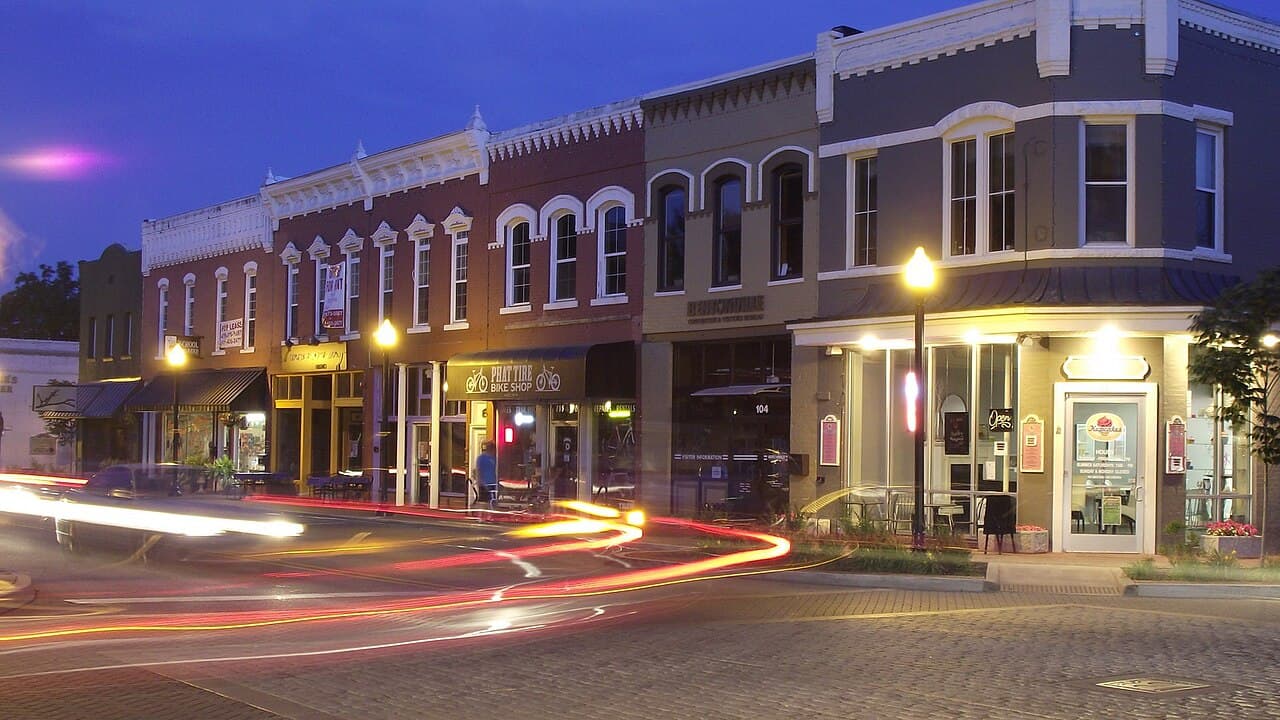 Bentonville Square, Arkansas — destination view